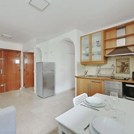 Lejlighed Superb Apartment- 2p Ternes - Av Wagam - Bail Mobilite *
