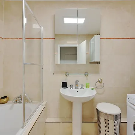 Lejlighed Superb Apartment- 2p Ternes - Av Wagam - Bail Mobilite Paris