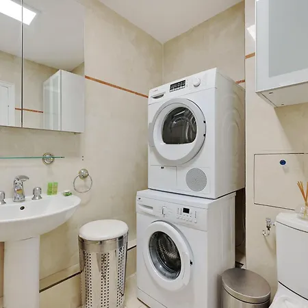 Lejlighed Superb Apartment- 2p Ternes - Av Wagam - Bail Mobilite Paris